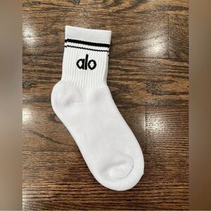 Alo Throwback socks 1 pair brand new